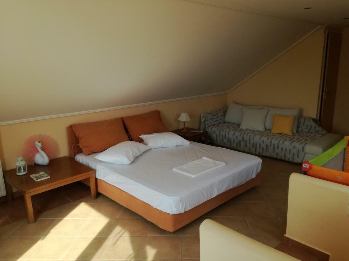 לוטראקי Villa Seabreeze מראה חיצוני תמונה